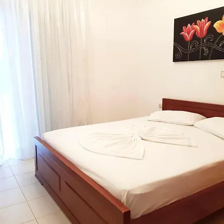 Veli Apartment Sarande Exterior photo